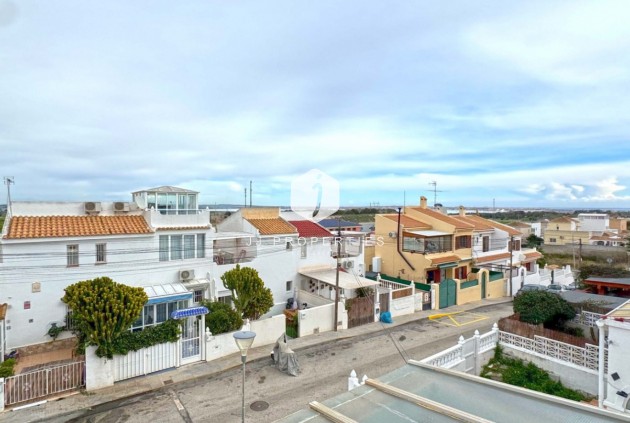 Tweedehands - Chalet -
San Miguel de Salinas - Inland