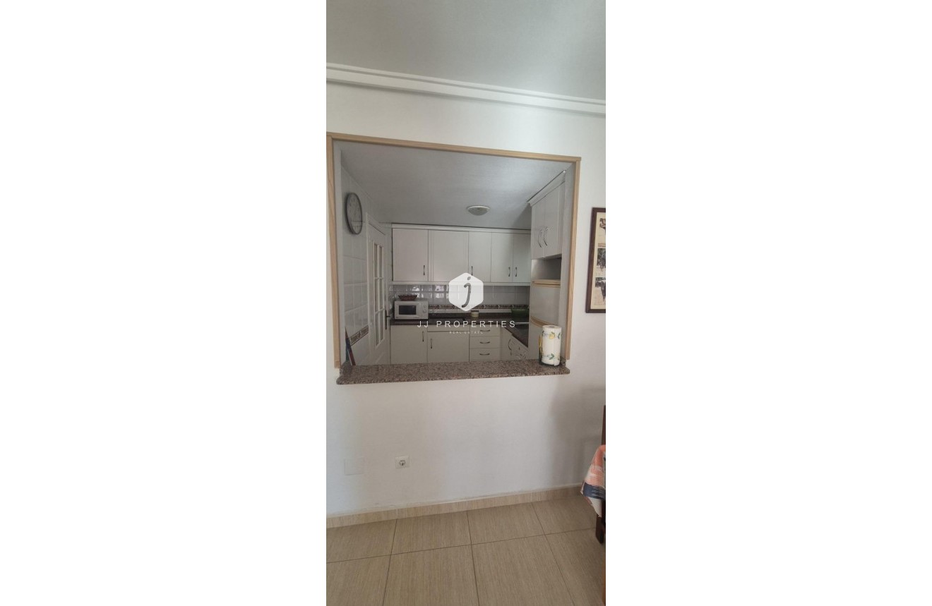 Tweedehands - Appartement / flat -
Torrevieja - La Mata Pueblo