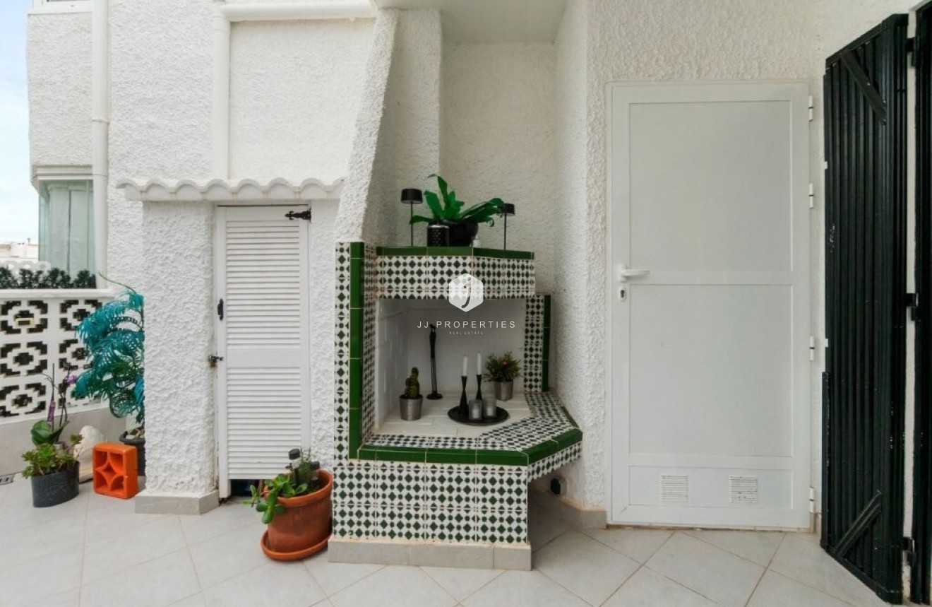 Tweedehands - Chalet -
Torrevieja - La Provensa