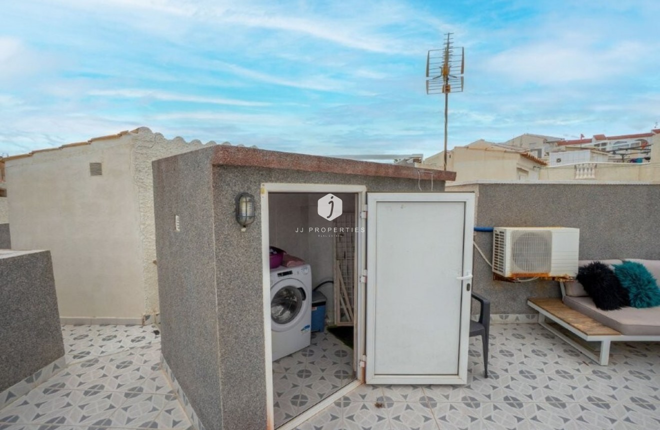 Tweedehands - Chalet -
Torrevieja - La Provensa