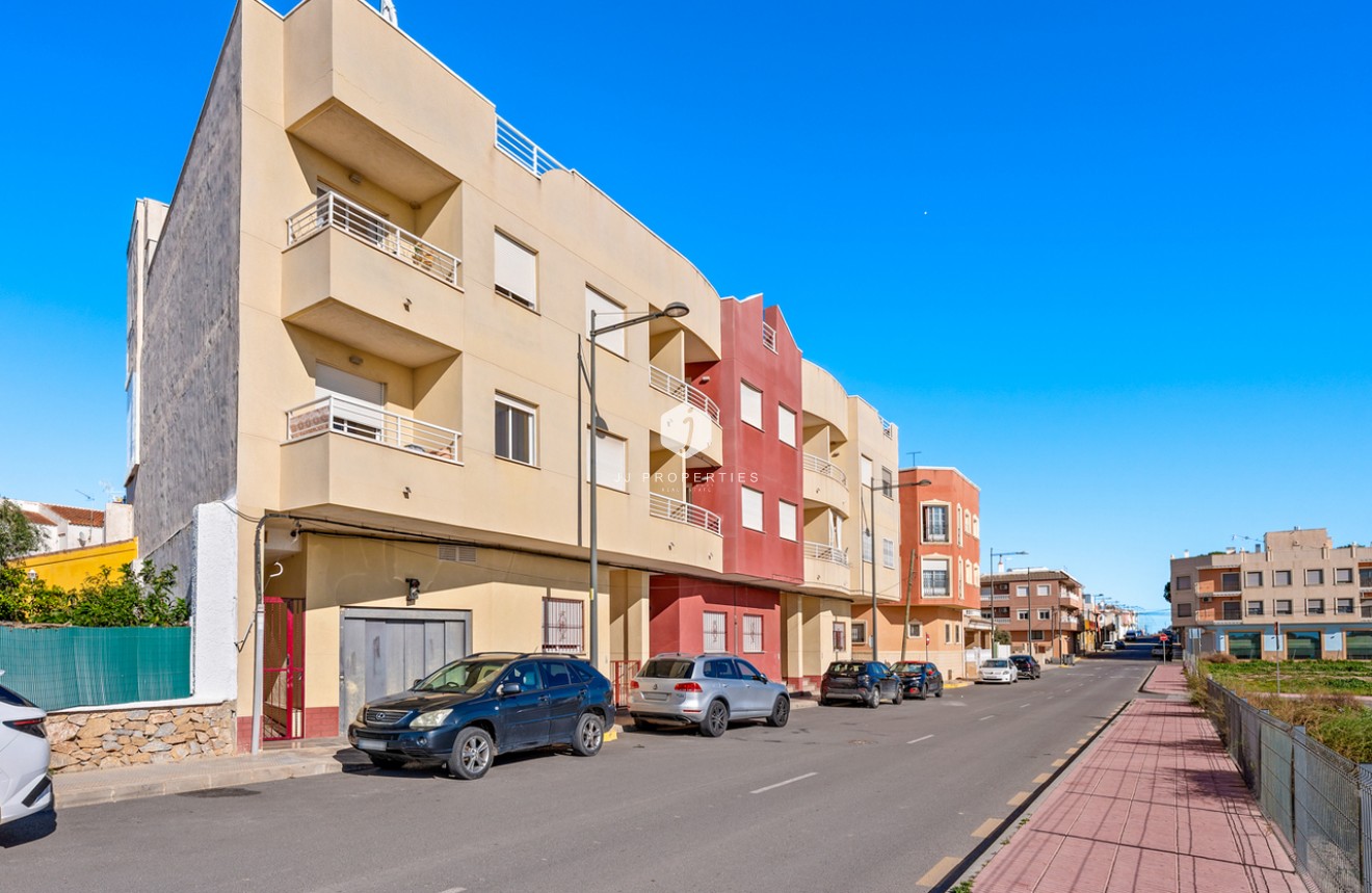 Tweedehands - Appartement / flat -
Algorfa - Inland