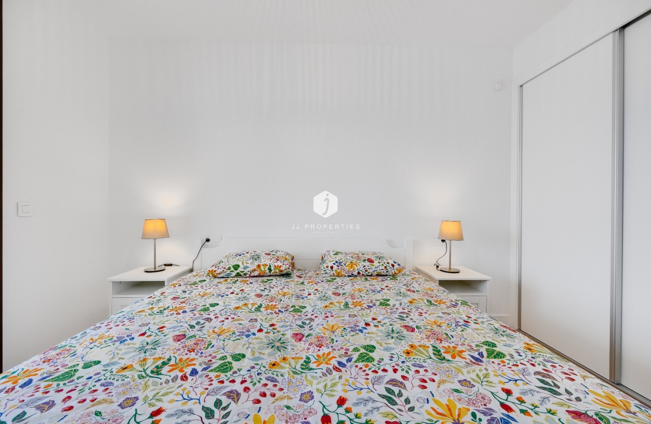 Resale - Apartment / flat -
Orihuela Costa - Costa Blanca