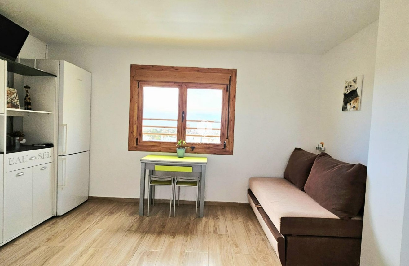 Tweedehands - Appartement / flat -
Torrevieja - Nueva Torrevieja