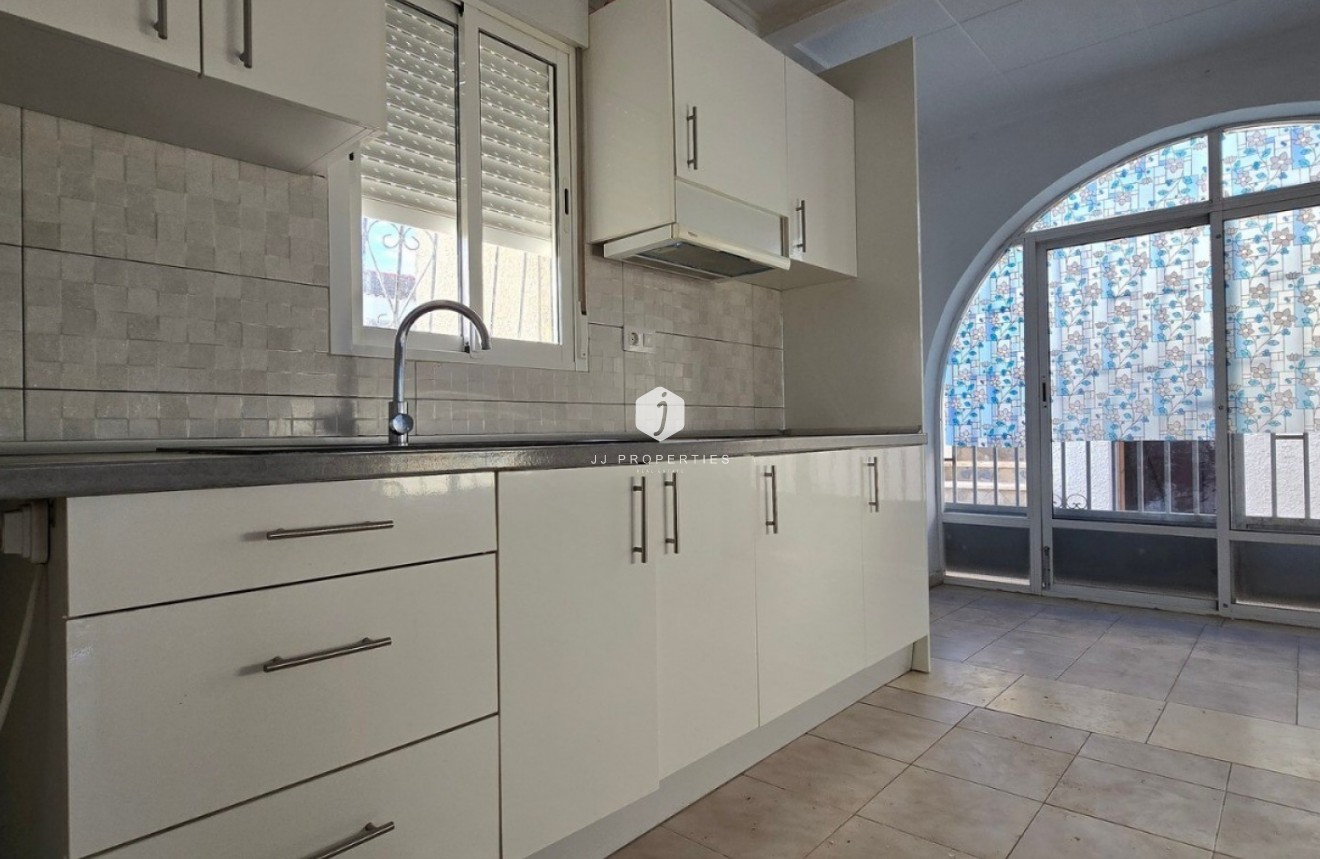 Tweedehands - Villa -
Torrevieja - Costa Blanca