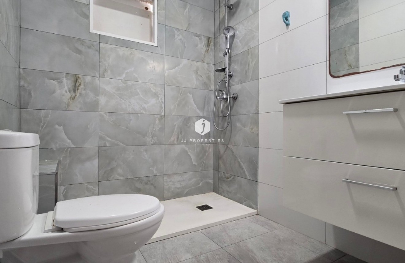 Tweedehands - Villa -
Torrevieja - Costa Blanca