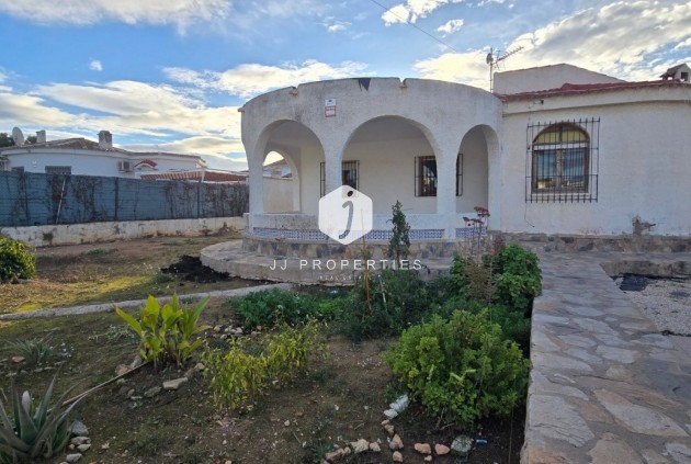 Tweedehands - Villa -
Torrevieja - Costa Blanca