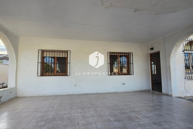 Tweedehands - Villa -
Torrevieja - Costa Blanca