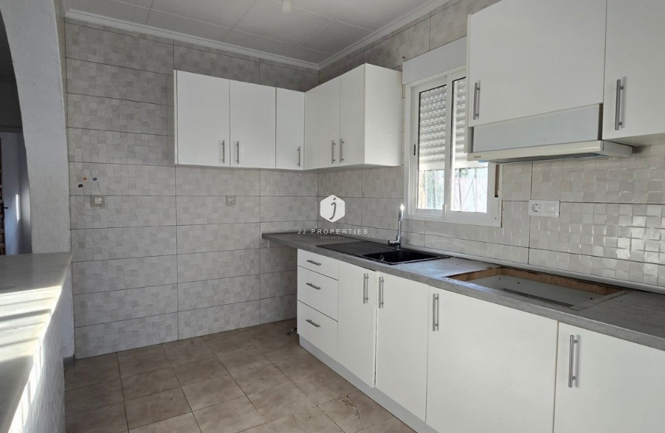 Tweedehands - Villa -
Torrevieja - Costa Blanca