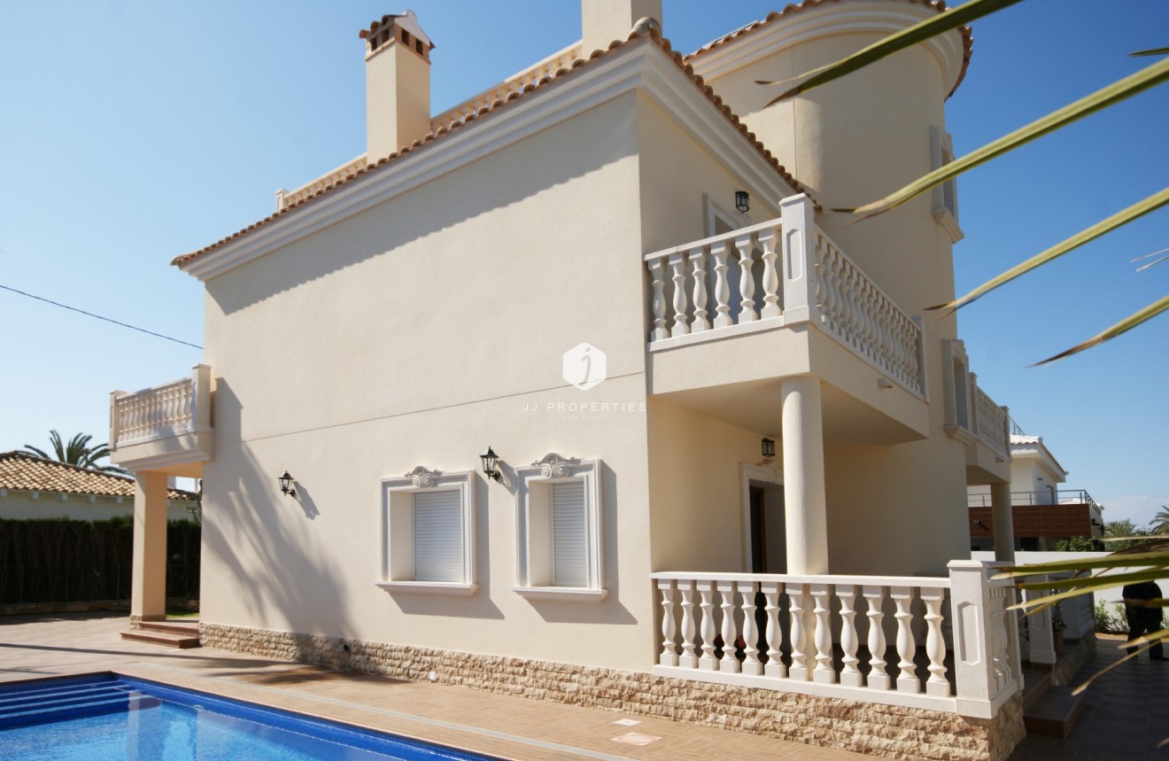 Tweedehands - Villa -
Cabo Roig - Costa Blanca
