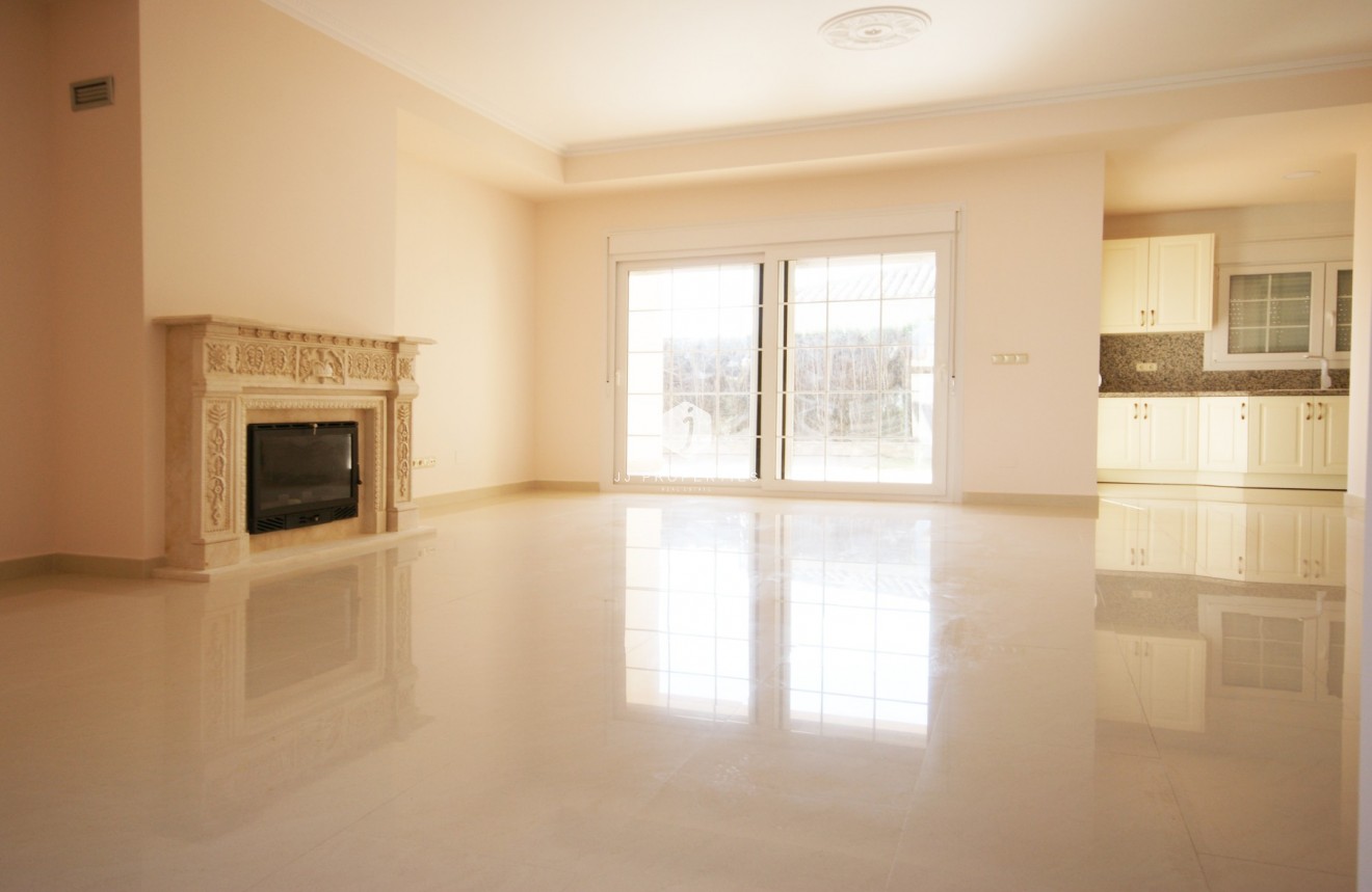 Tweedehands - Villa -
Cabo Roig - Costa Blanca