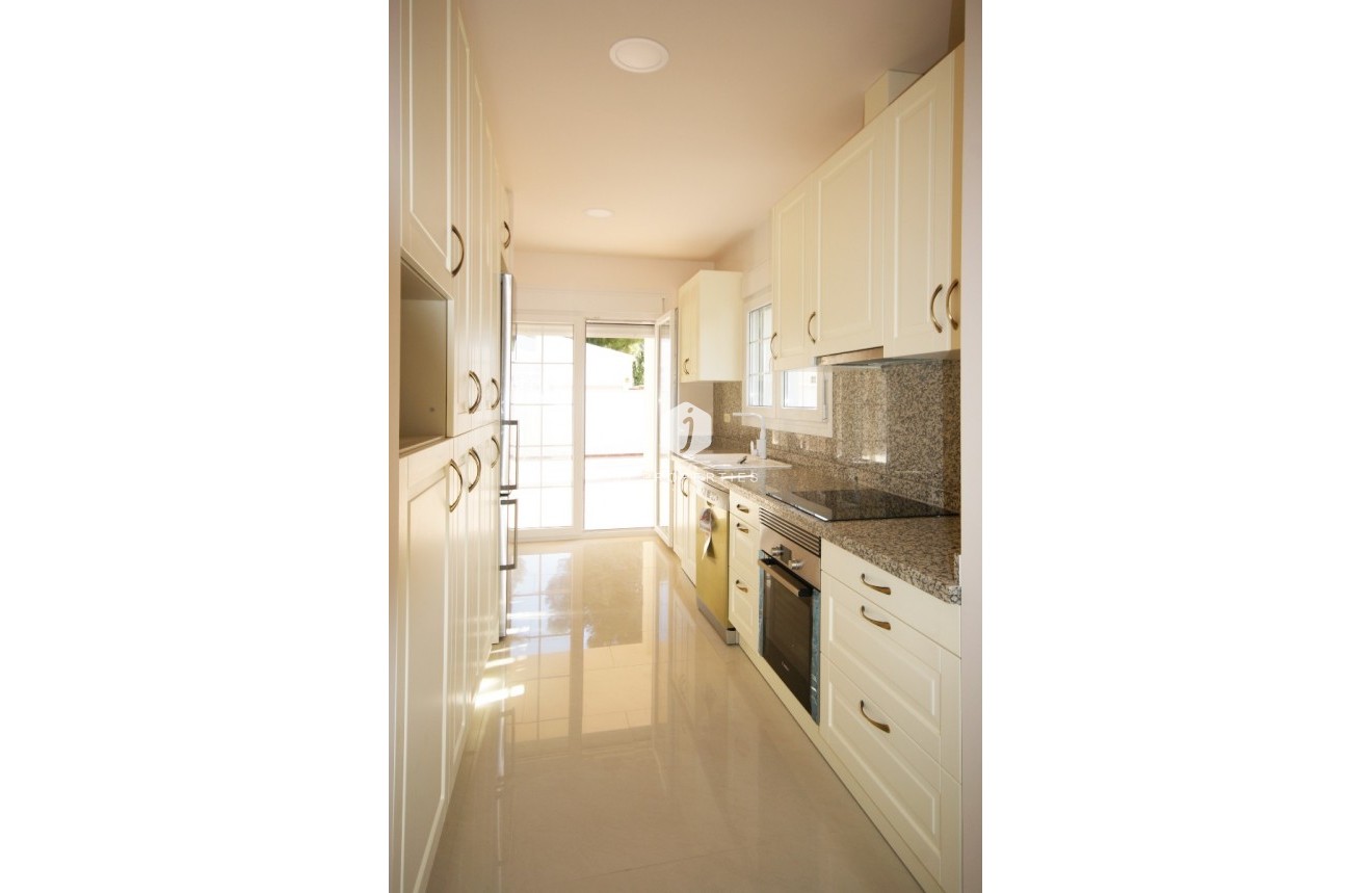 Tweedehands - Villa -
Cabo Roig - Costa Blanca