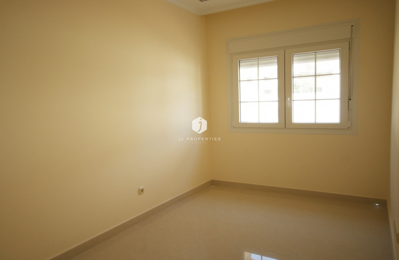 Tweedehands - Villa -
Cabo Roig - Costa Blanca