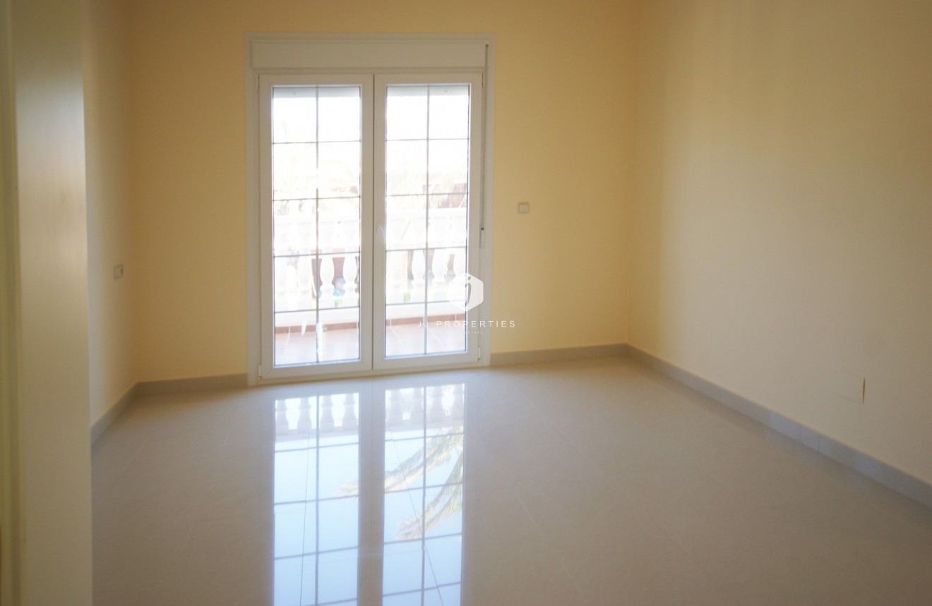 Tweedehands - Villa -
Cabo Roig - Costa Blanca