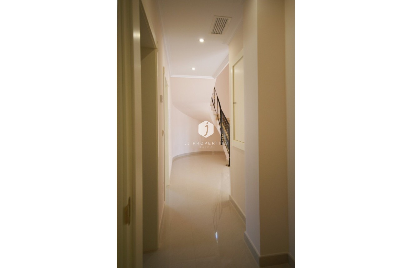 Tweedehands - Villa -
Cabo Roig - Costa Blanca