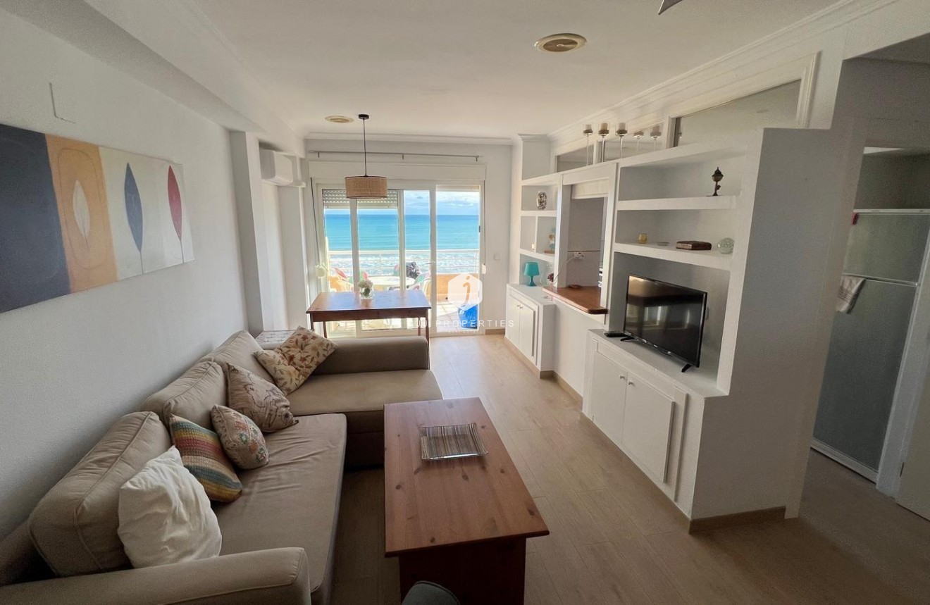 Tweedehands - Penthouse -
Torrevieja - La Mata Pueblo