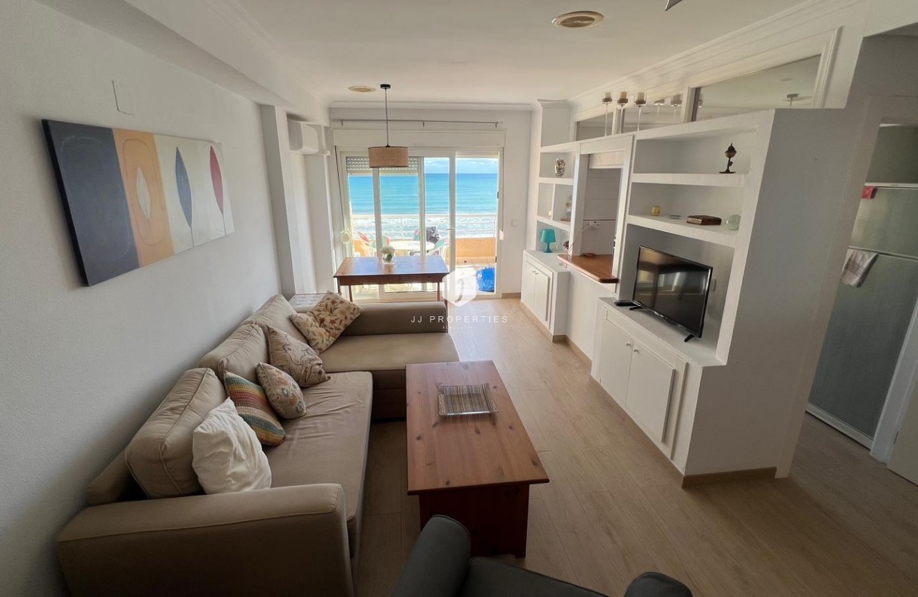 Tweedehands - Penthouse -
Torrevieja - La Mata Pueblo