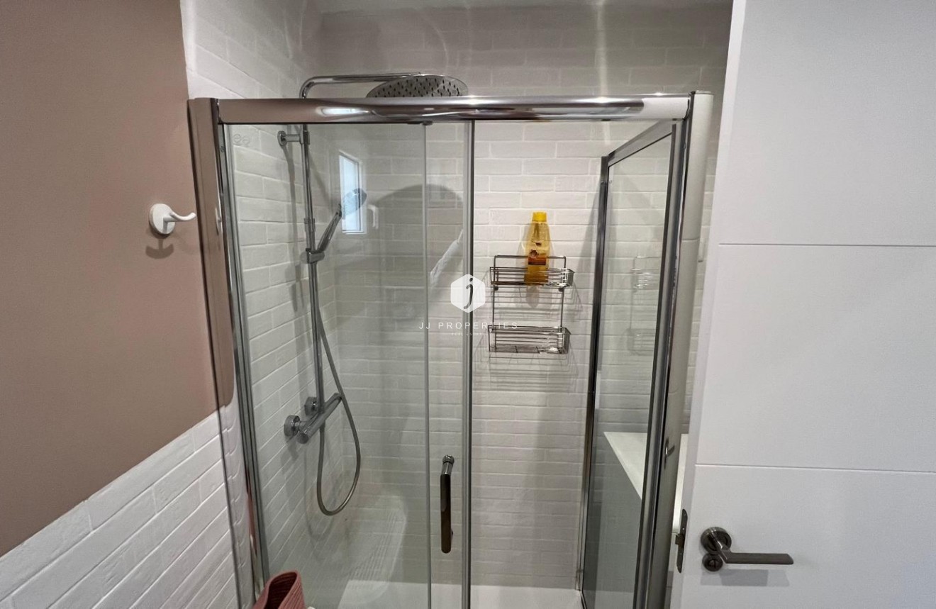 Tweedehands - Penthouse -
Torrevieja - La Mata Pueblo