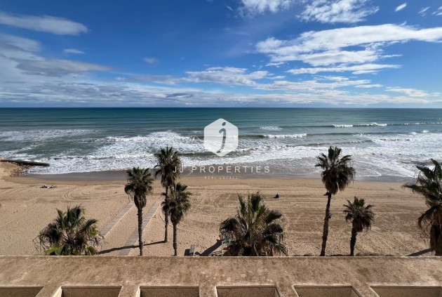 Tweedehands - Penthouse -
Torrevieja - La Mata Pueblo