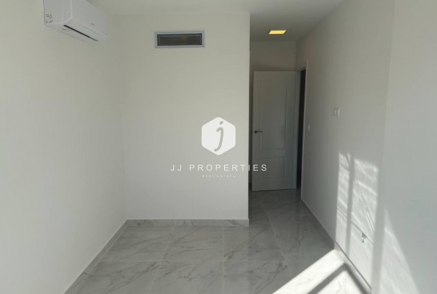 Tweedehands - Chalet -
Torrevieja - Aguas Nuevas 1