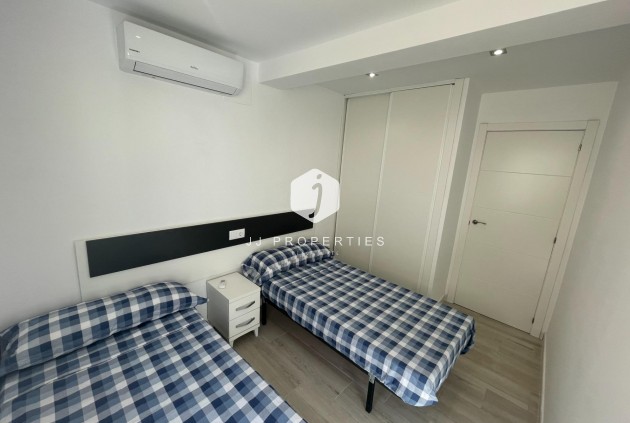 Tweedehands - Bungalow -
Orihuela Costa - La Regia