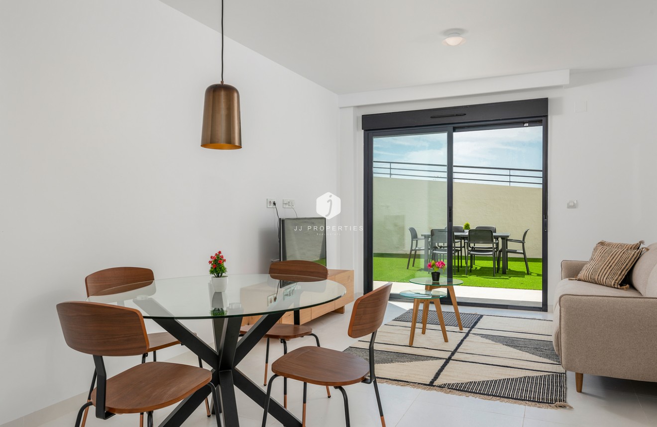 Tweedehands - Appartement / flat -
San Miguel de Salinas - Inland