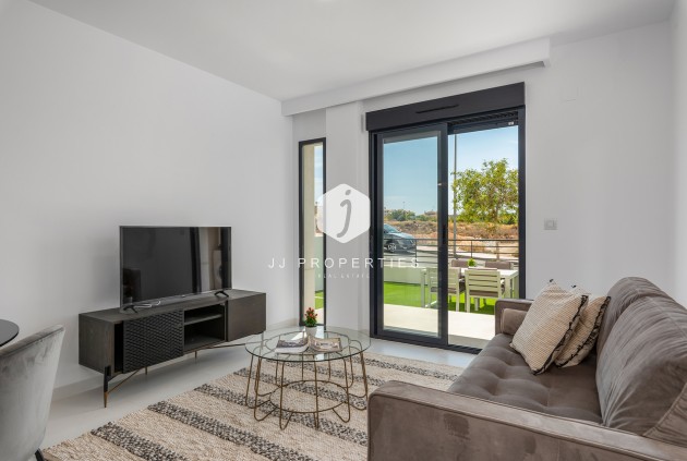 Tweedehands - Appartement / flat -
San Miguel de Salinas - Inland