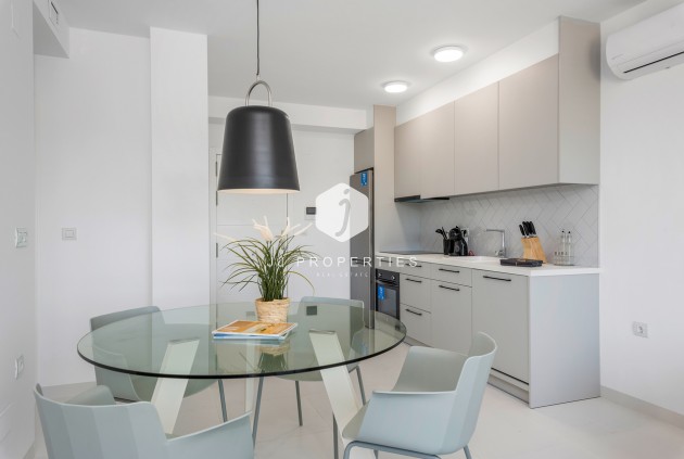 Tweedehands - Appartement / flat -
San Miguel de Salinas - Inland