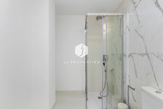 Tweedehands - Appartement / flat -
San Miguel de Salinas - Inland