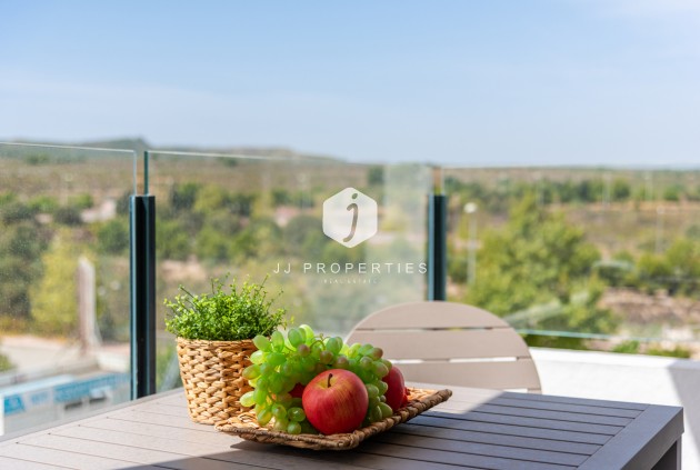 Tweedehands - Appartement / flat -
San Miguel de Salinas - Inland