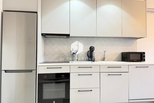 Resale - Apartment / flat -
San Miguel de Salinas - Inland