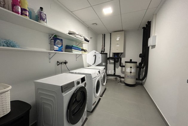 Resale - Villa -
Los Balcones - Costa Blanca