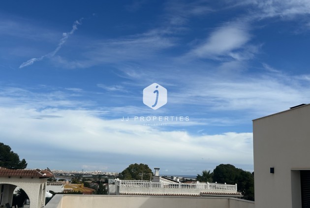 Resale - Villa -
Los Balcones - Costa Blanca