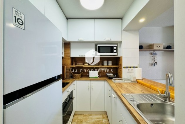 Resale - Apartment / flat -
La Mata - Costa Blanca