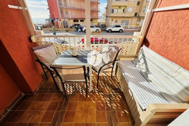 Resale - Apartment / flat -
La Mata - Costa Blanca