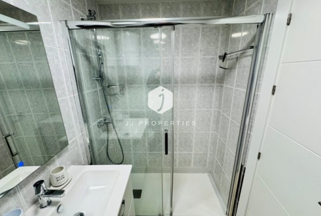 Resale - Apartment / flat -
La Mata - Costa Blanca