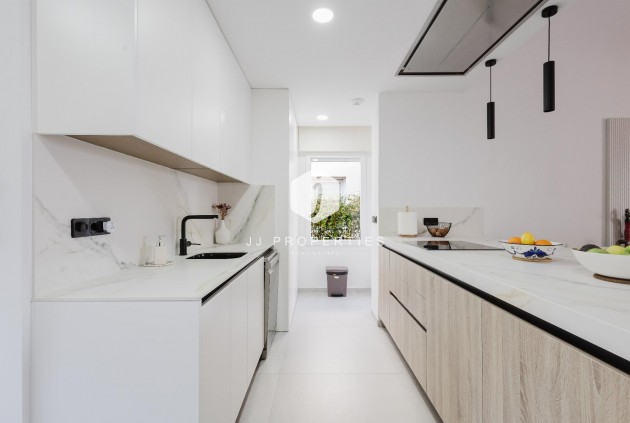 Aus zweiter Hand - Villa -
Algorfa - Inland