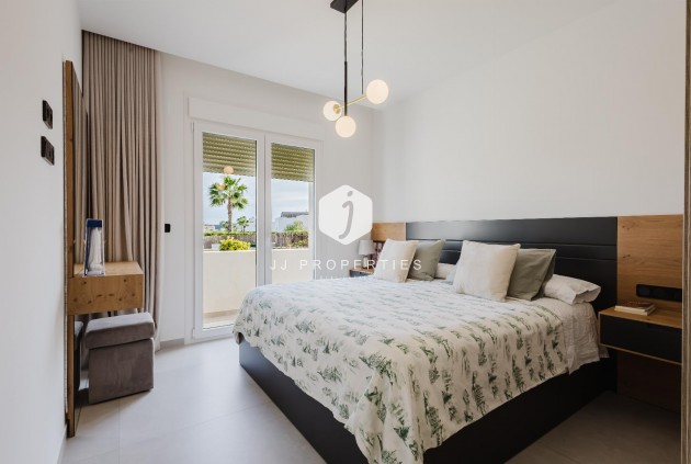 Aus zweiter Hand - Villa -
Algorfa - Inland