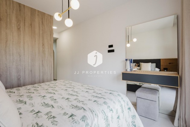 Aus zweiter Hand - Villa -
Algorfa - Inland