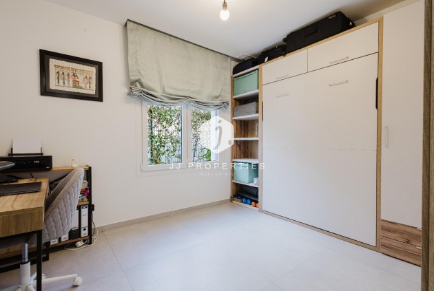 Aus zweiter Hand - Villa -
Algorfa - Inland