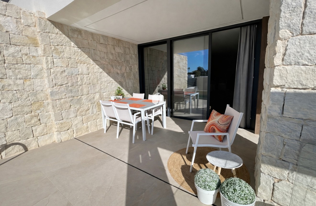 Resale - Chalet -
Dolores - Costa Blanca