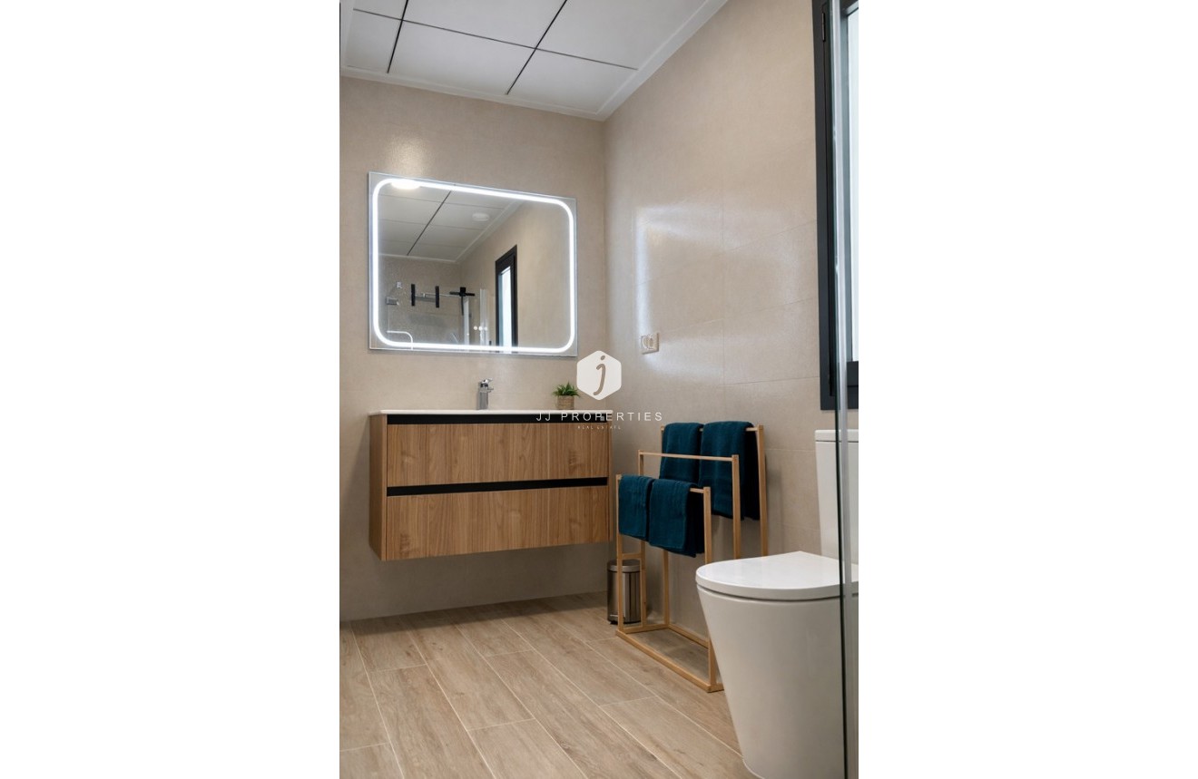 Resale - Chalet -
Dolores - Costa Blanca