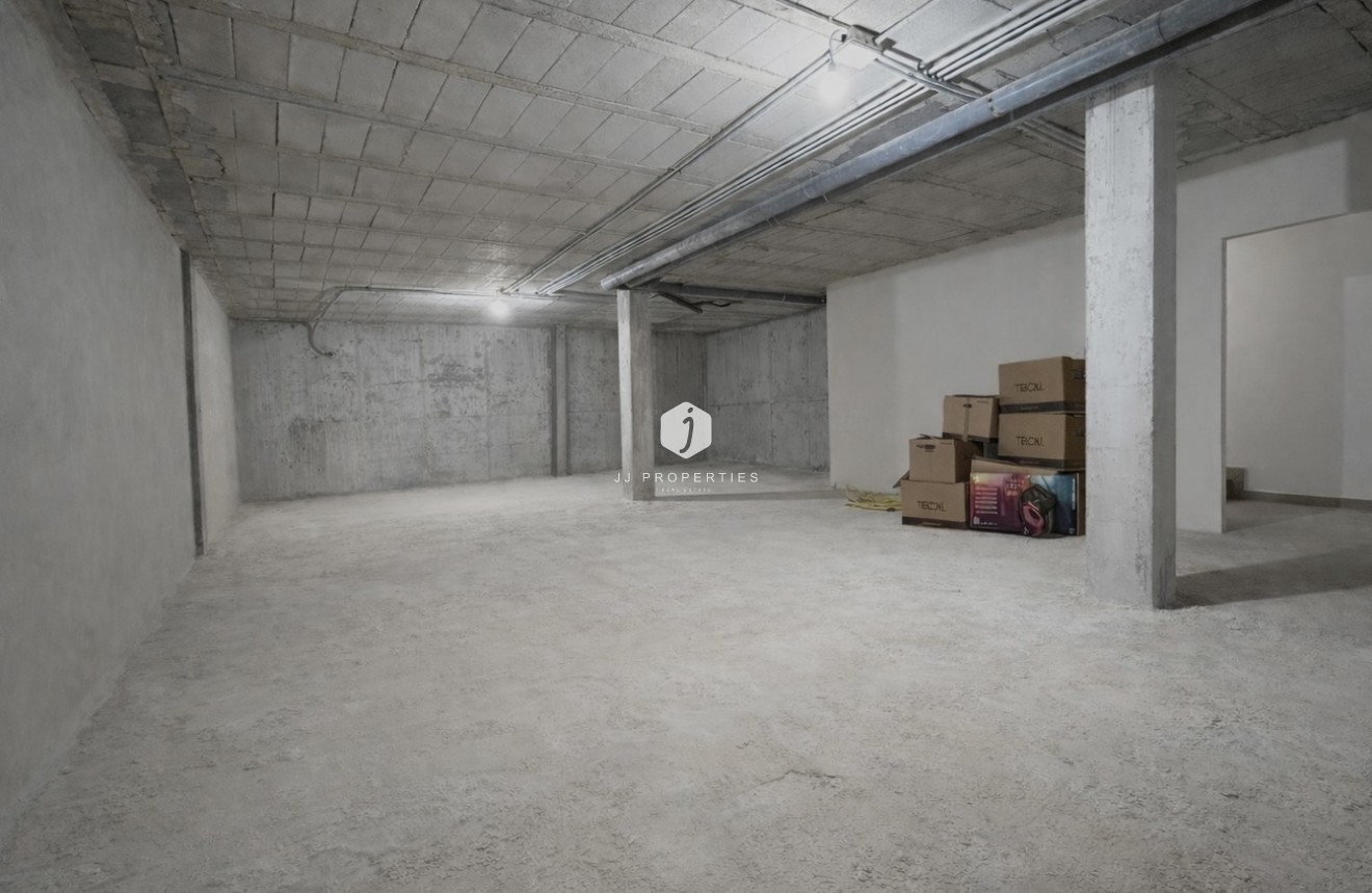 Resale - Chalet -
Dolores - Costa Blanca