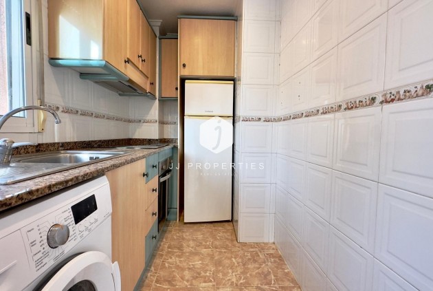 Resale - Apartment / flat -
Torrevieja - Playa del Cura