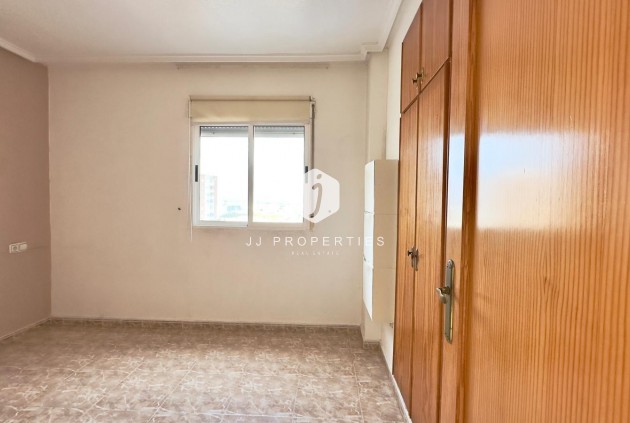 Resale - Apartment / flat -
Torrevieja - Playa del Cura