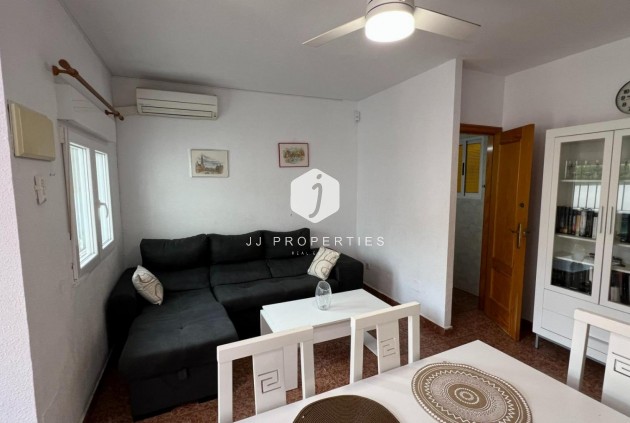 Resale - Bungalow -
Torrevieja - Costa Blanca