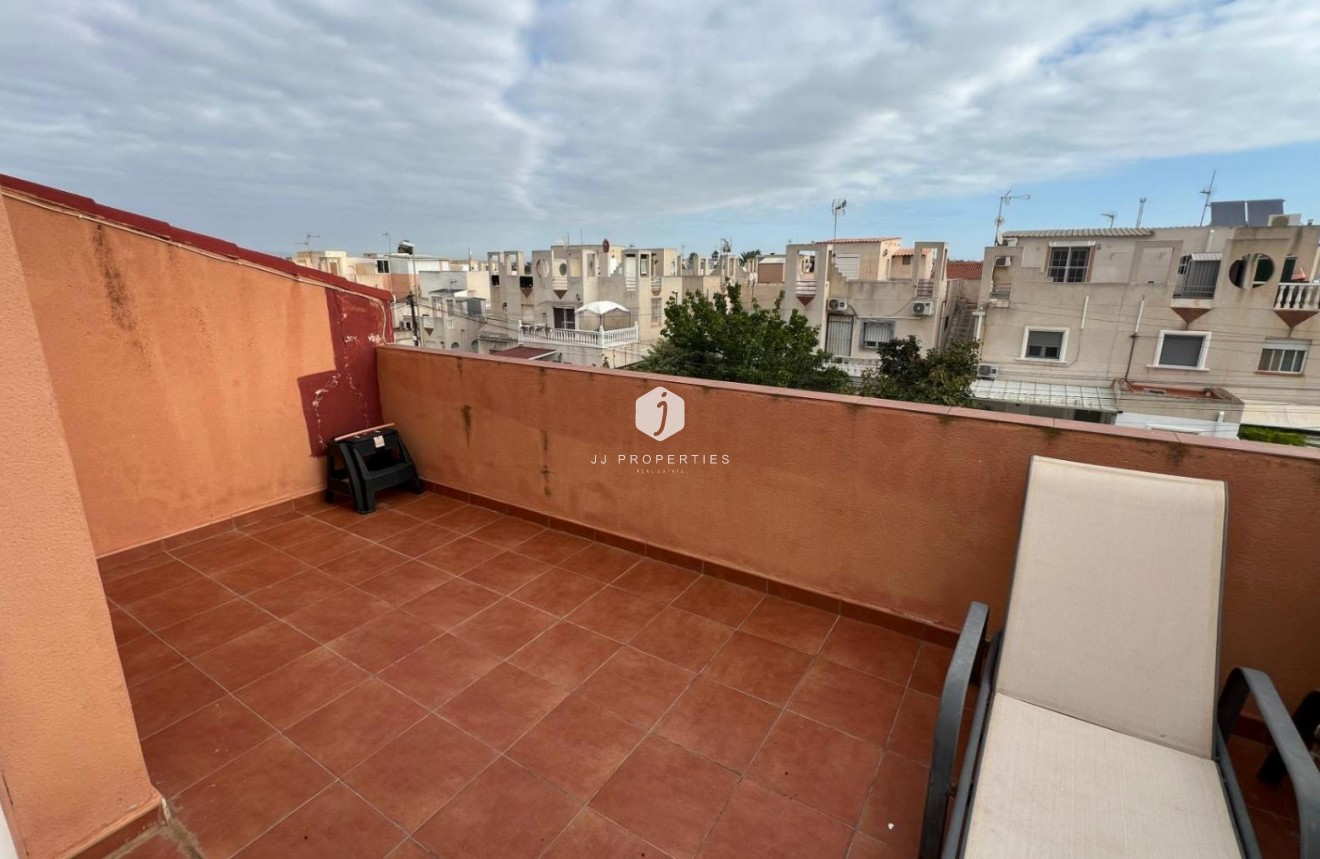 Resale - Bungalow -
Torrevieja - Costa Blanca