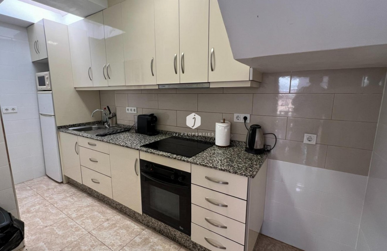 Resale - Bungalow -
Torrevieja - Costa Blanca