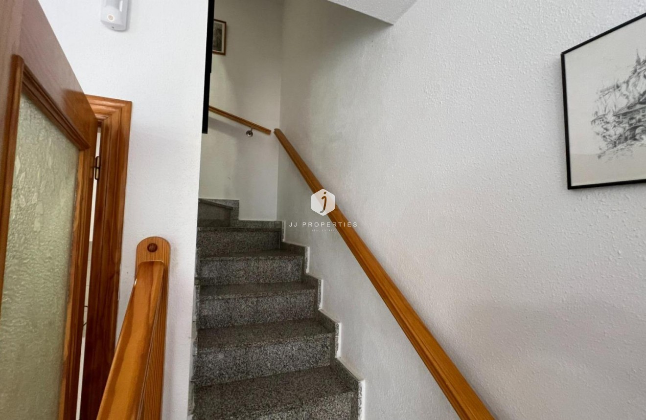 Resale - Bungalow -
Torrevieja - Costa Blanca