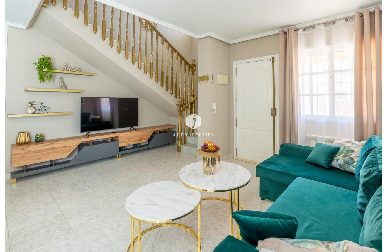 Segunda mano - Chalet -
Torrevieja - Los Balcones - Los Altos del Edén