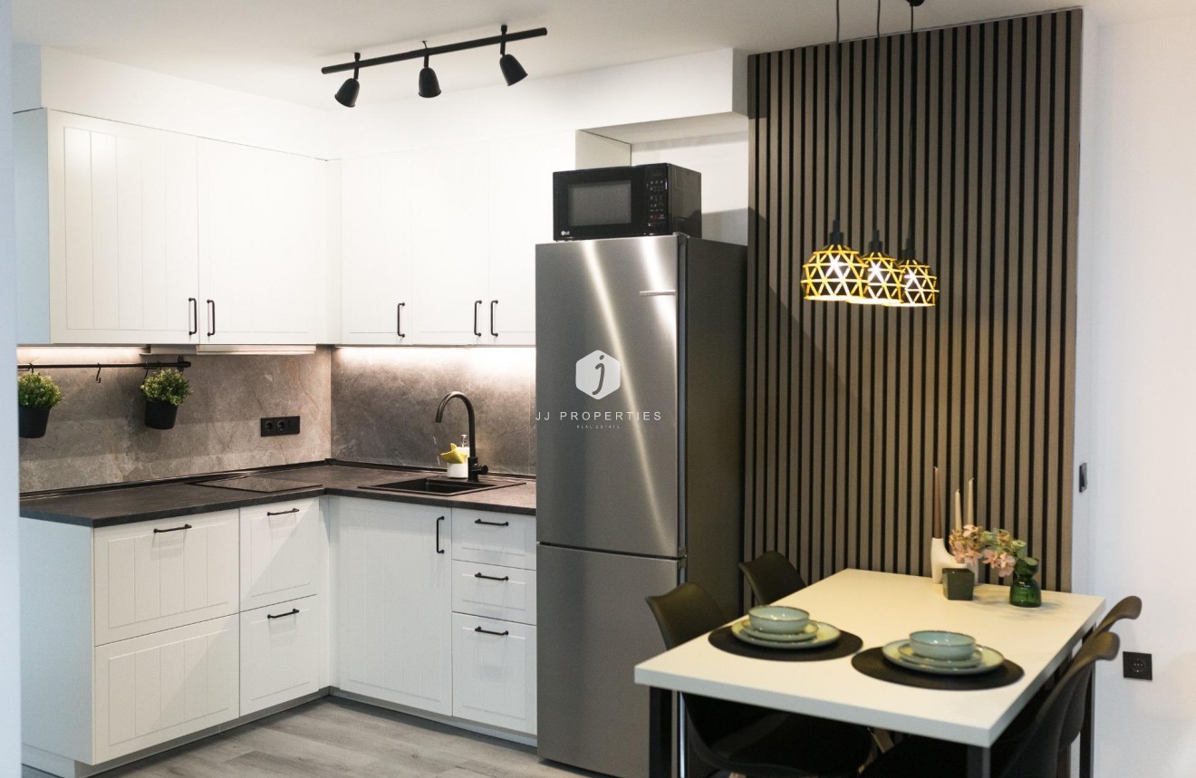 Resale - Apartment / flat -
Torrevieja - Curva Del Palangre